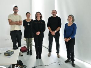Datation cohérente des carottes de glace polaires et implication pour la comprehension du changement climatique